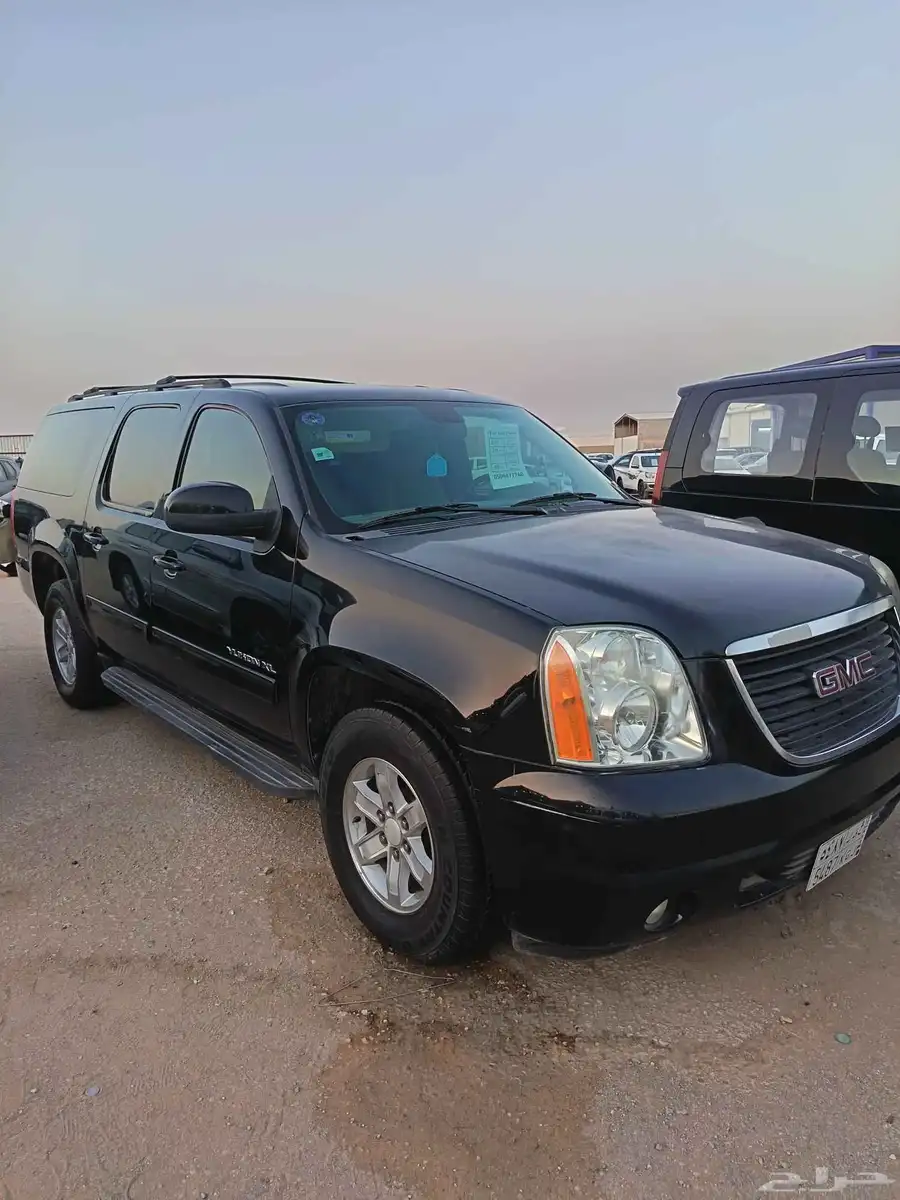يوكن xl GMC موديل 2013 1
