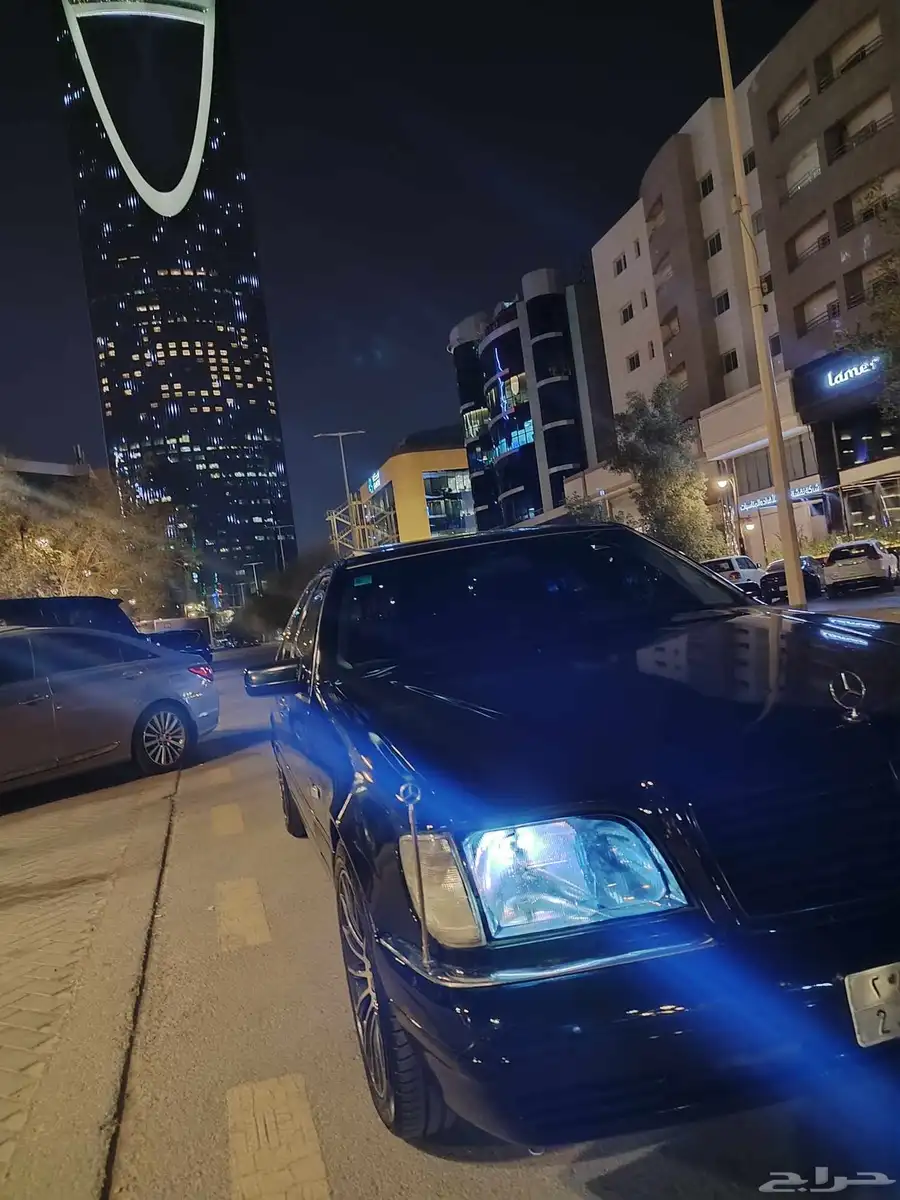 Mercedes Benz 4