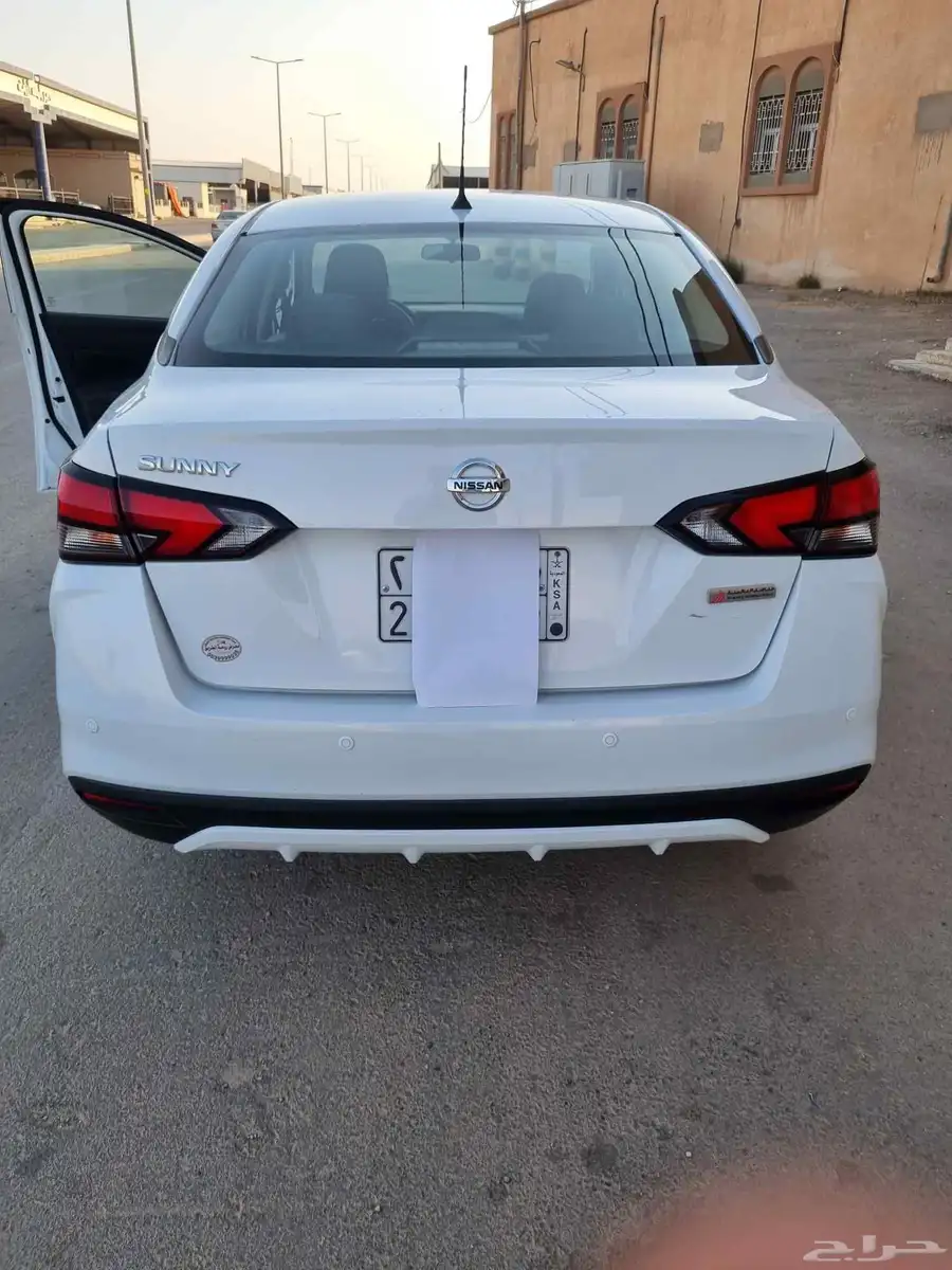نيسان صني موديل 2022 4
