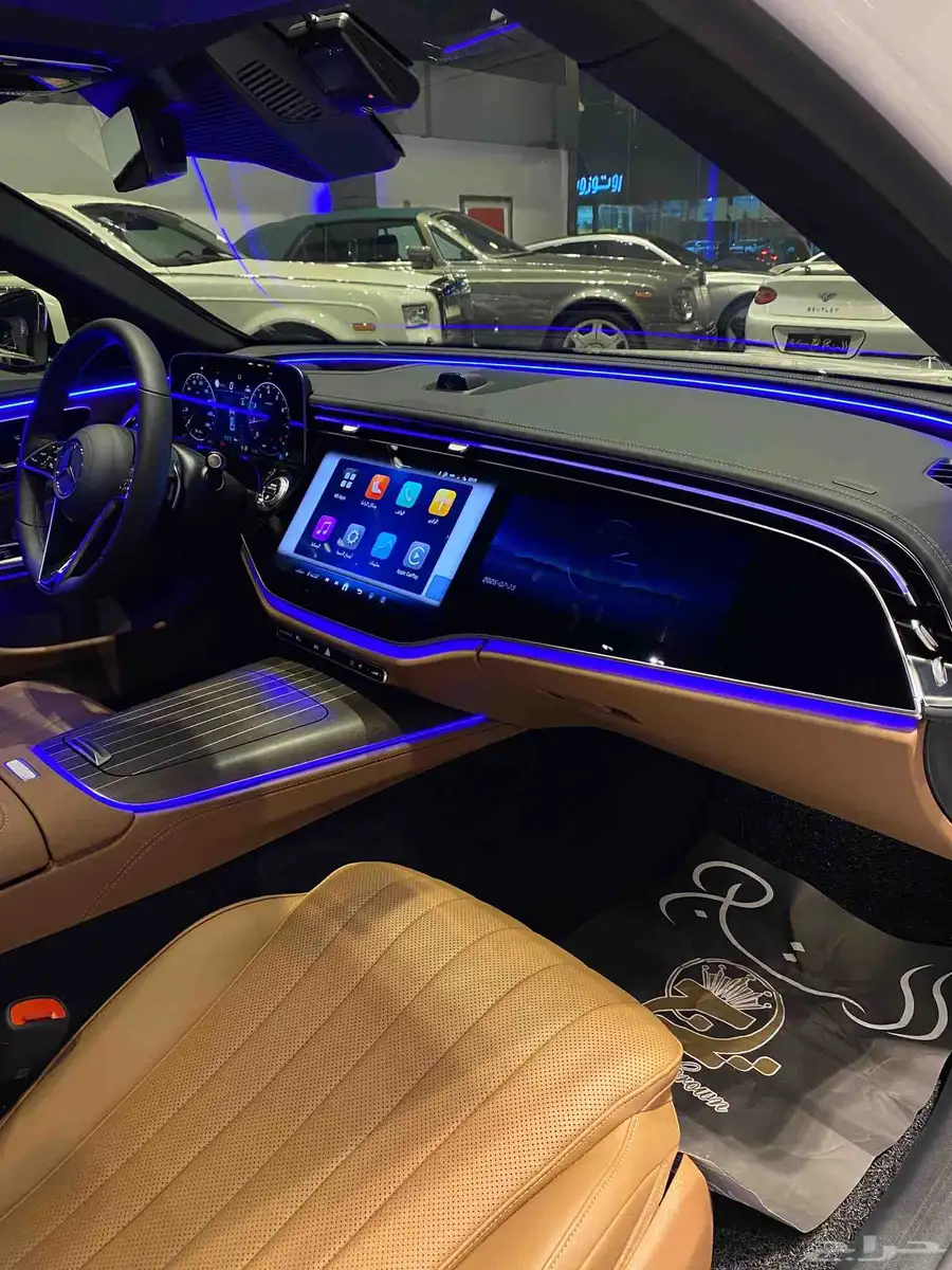 Mercedes E300 2024 8