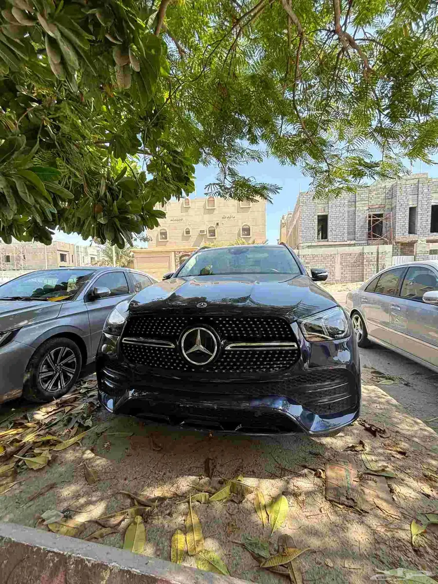 جيب مرسيدس GLE بحالة الجديد 0