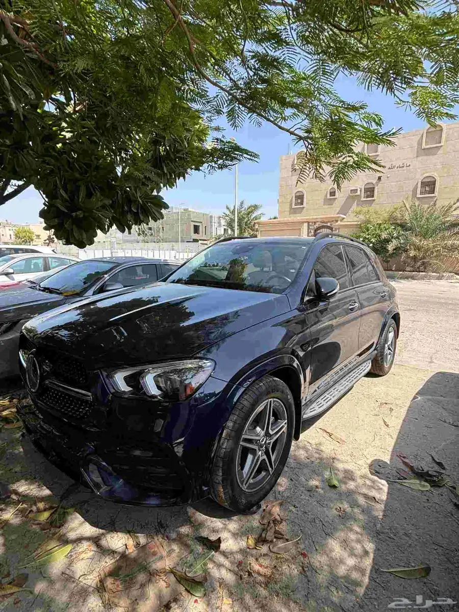 جيب مرسيدس GLE بحالة الجديد 1