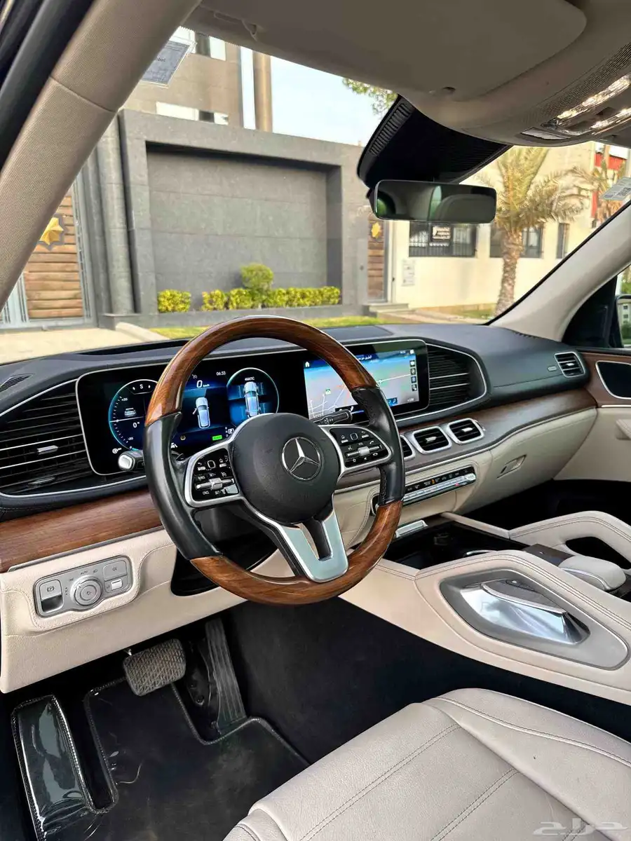 مرسيدس 450 GLE موديل 2022 14