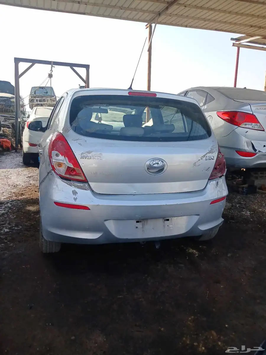 يوجد لدينا سياره تشليح فقط i 20 3