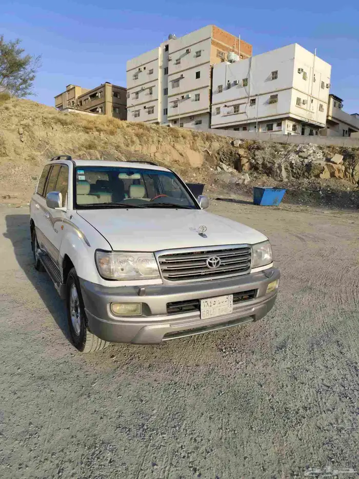 جيب لاندكروزر 2005 2