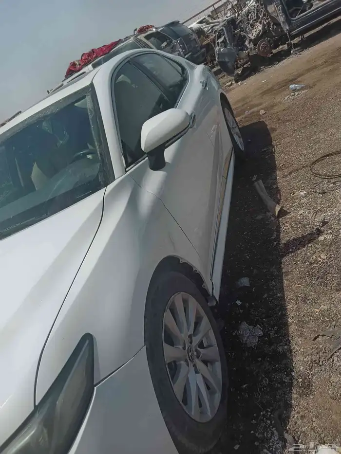 تشليح تويوتا كامري لبيع قطع غيار مديل 2020 2