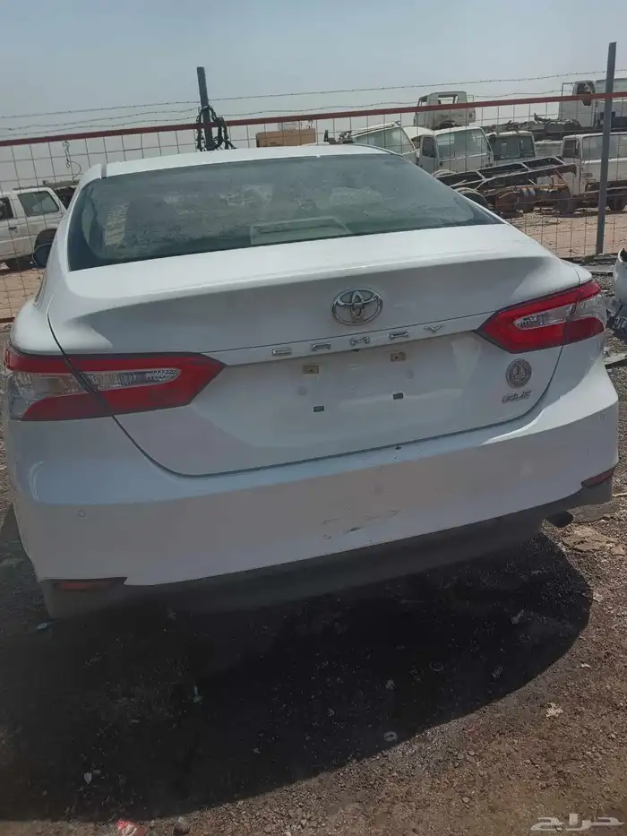 تشليح تويوتا كامري لبيع قطع غيار مديل 2020 5