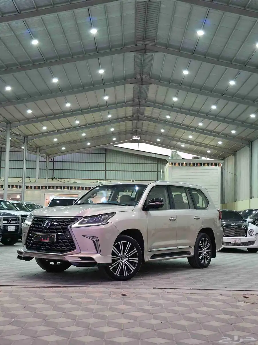 لكزس - 2016 - سبورت - LX570 - فل كامل 0