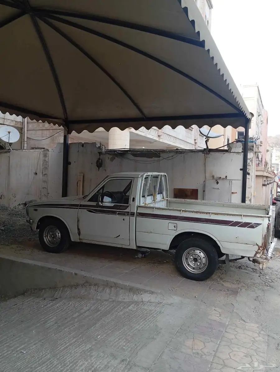 هايلوكس 1977 0