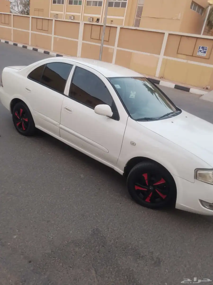نيسان صني موديل 2010 2
