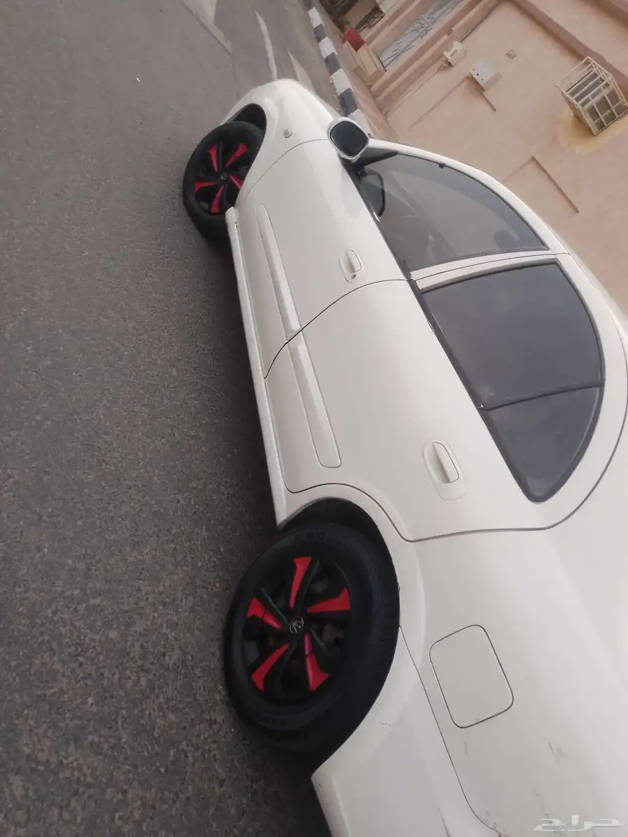 نيسان صني موديل 2010 3