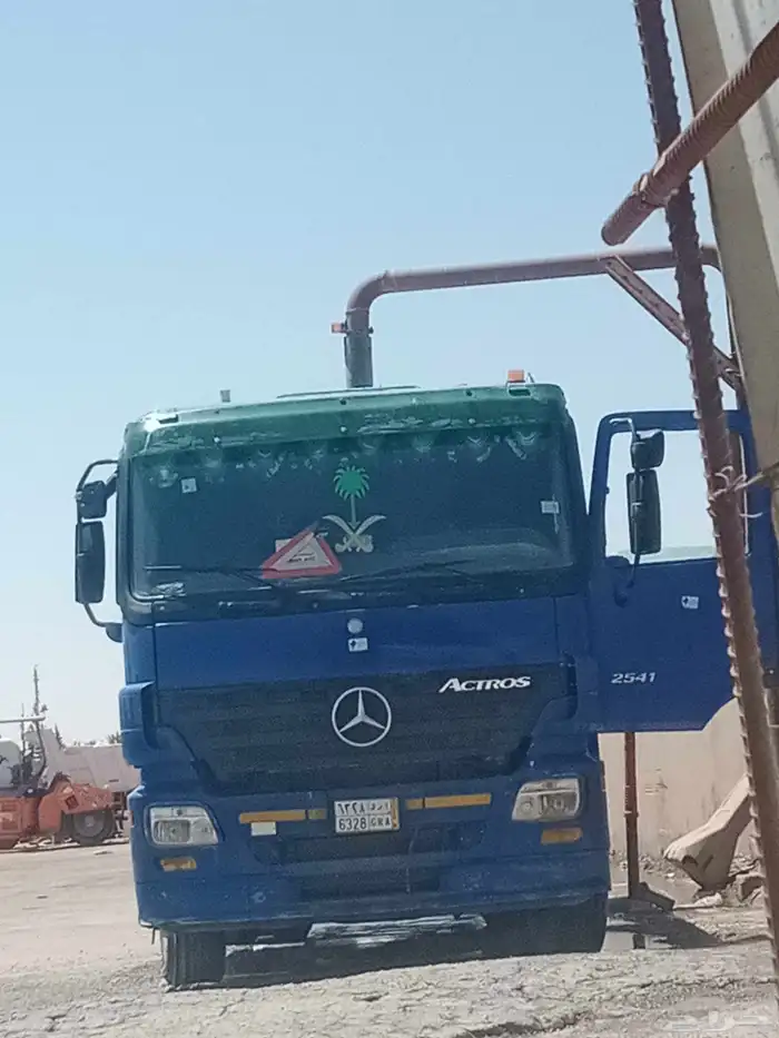 وايت سقس لتوصيل المياة الى جميع احياء تبوك وضواحيها خدمة 24س 11