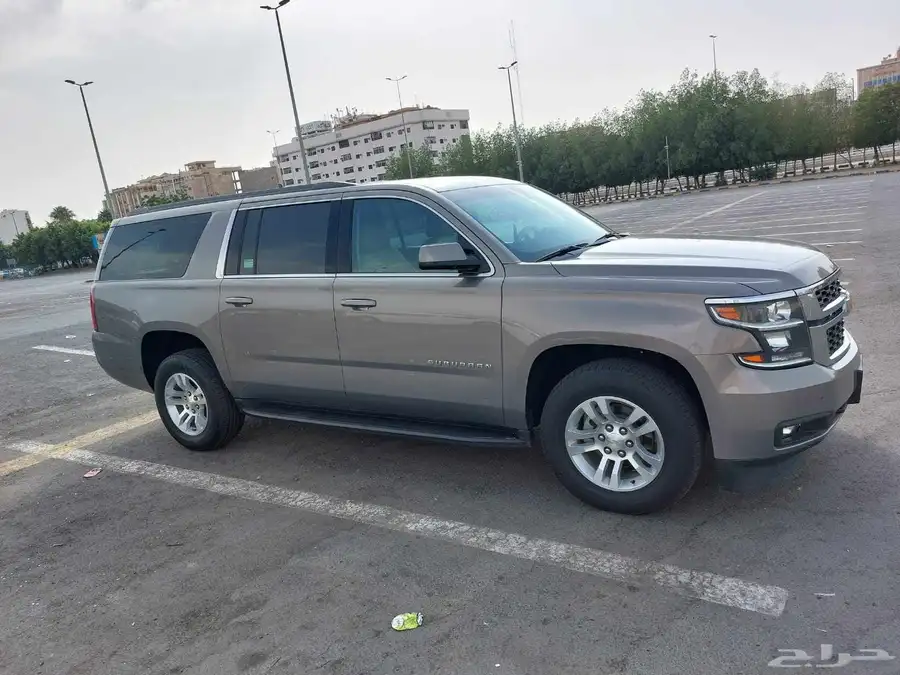 SAR 80  Chevrolet Suburban  2019  Automatic  Model Chevr 3