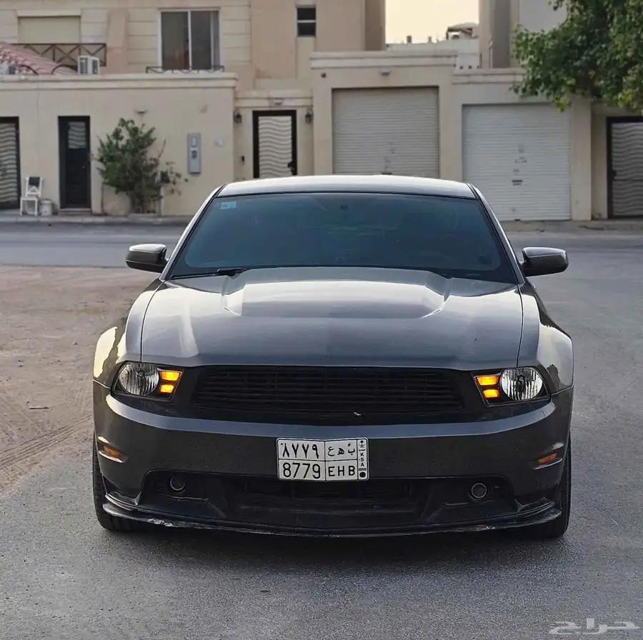 2010 Ford Mustang V8 2