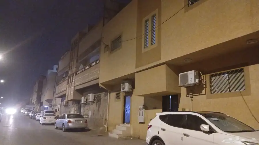 سنتافي موديل 2014 ثاني مستخدم ممشى 350 فيه بعض الحكوك والسيا 1