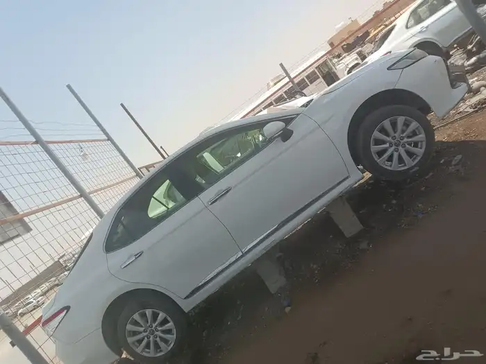 تشليح تويوتا كامري لبيع قطع غيار مديل 2020 1