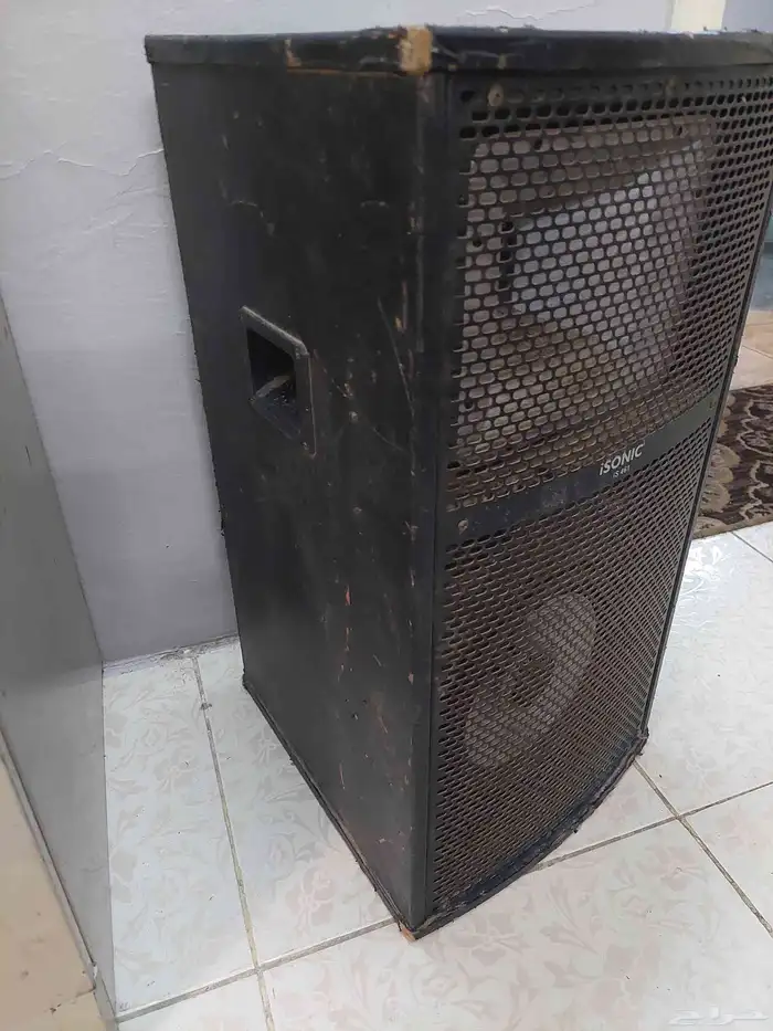 سماعة كبيرة لقاعات الأفراح مستعملة 1