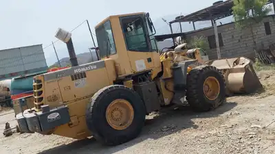 مصنع بلك وخرسانه للبيع بكامل معداته 3