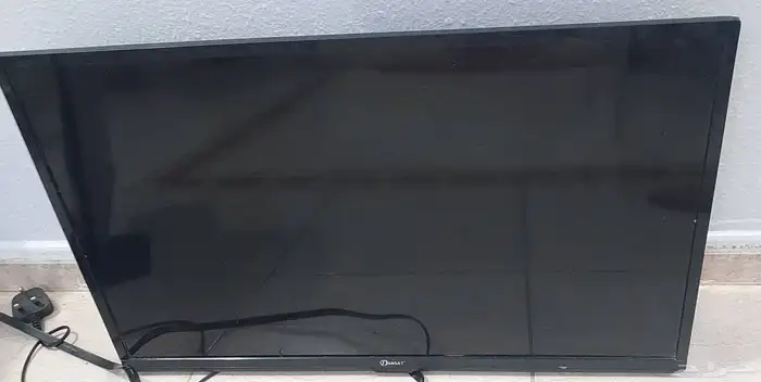 شاشة DELL 32 bosa Dansat 24 bosa خربانة 1