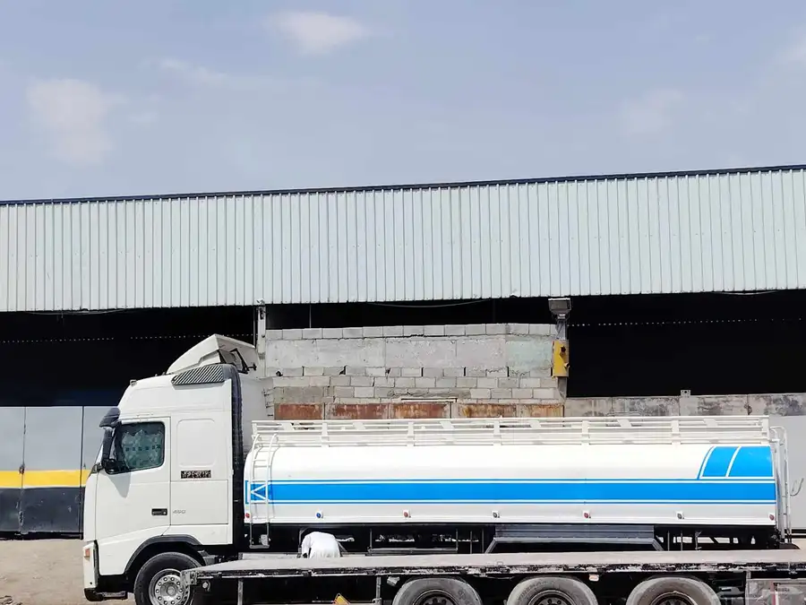 sell Volvo 2005 modell 5