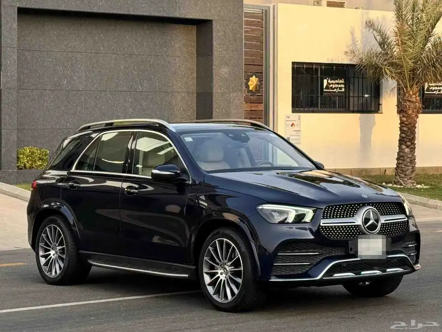 مرسيدس 450 GLE موديل 2022 3