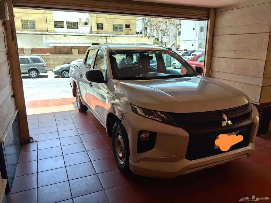 Mitsubishi 3