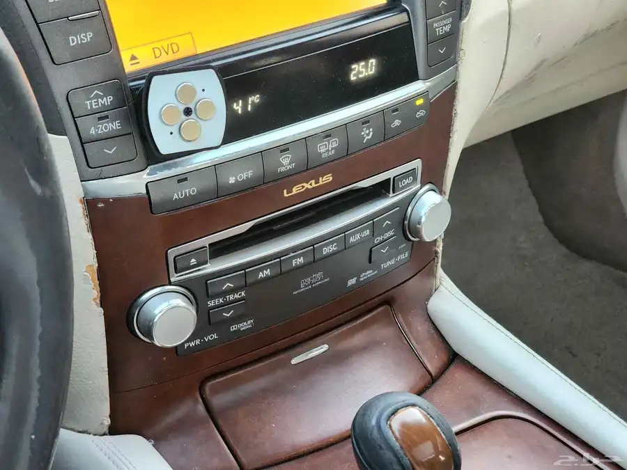 لكزس LS460L بحالة ممتازة 2010 19