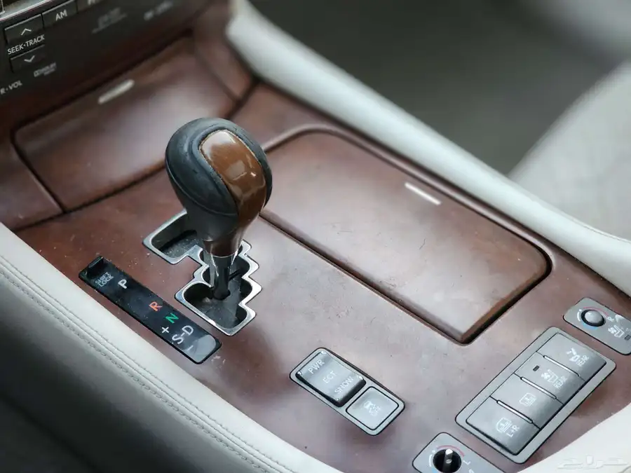 لكزس LS460L بحالة ممتازة 2010 20