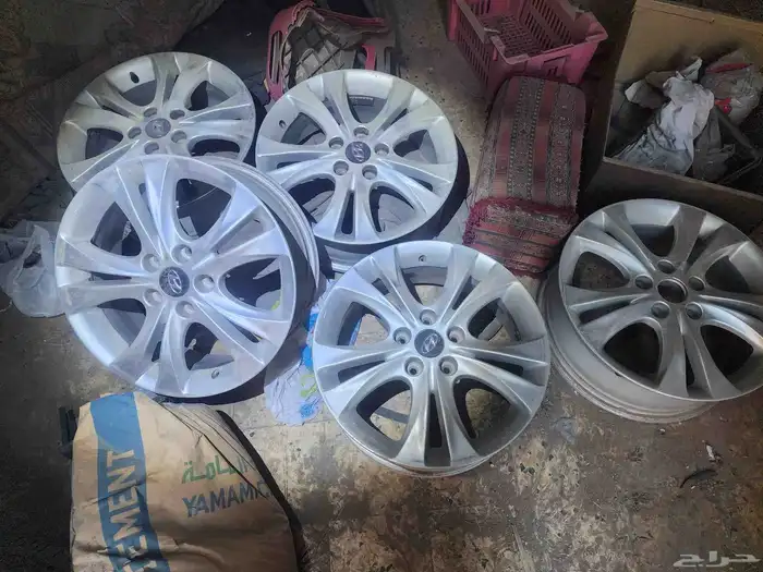 جنوط كروم سوناتا 2012 مقاس 17 اصليه استعمال بسيط جدا 0