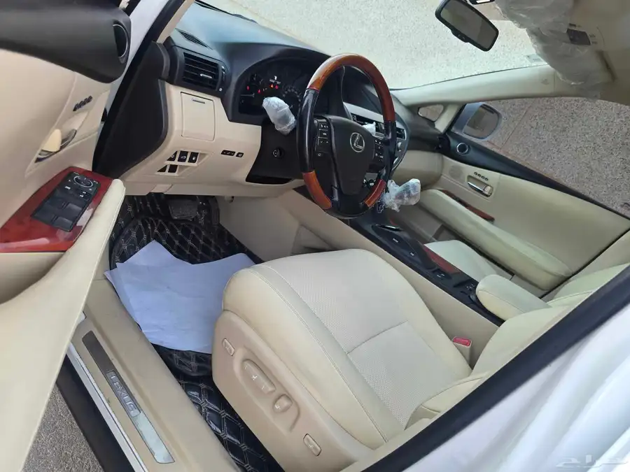 لكزس RX 350 2012 10