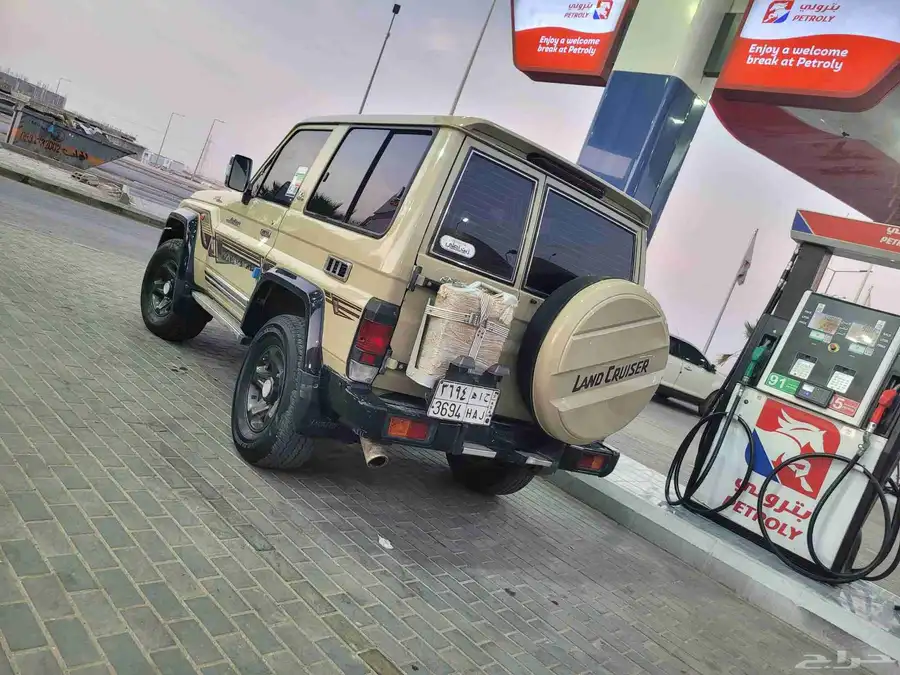 تويوتاء جيب ربع 8