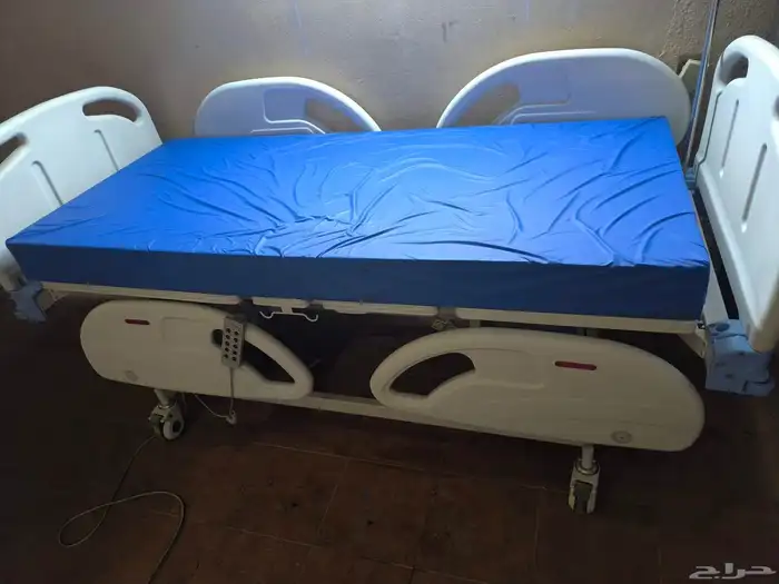 سرير طبي كهربائي فرشه 10حركات 1