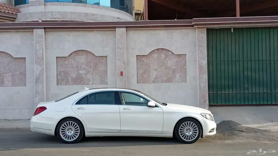 يخت S400 موديل 2016 ممشى قليل 3