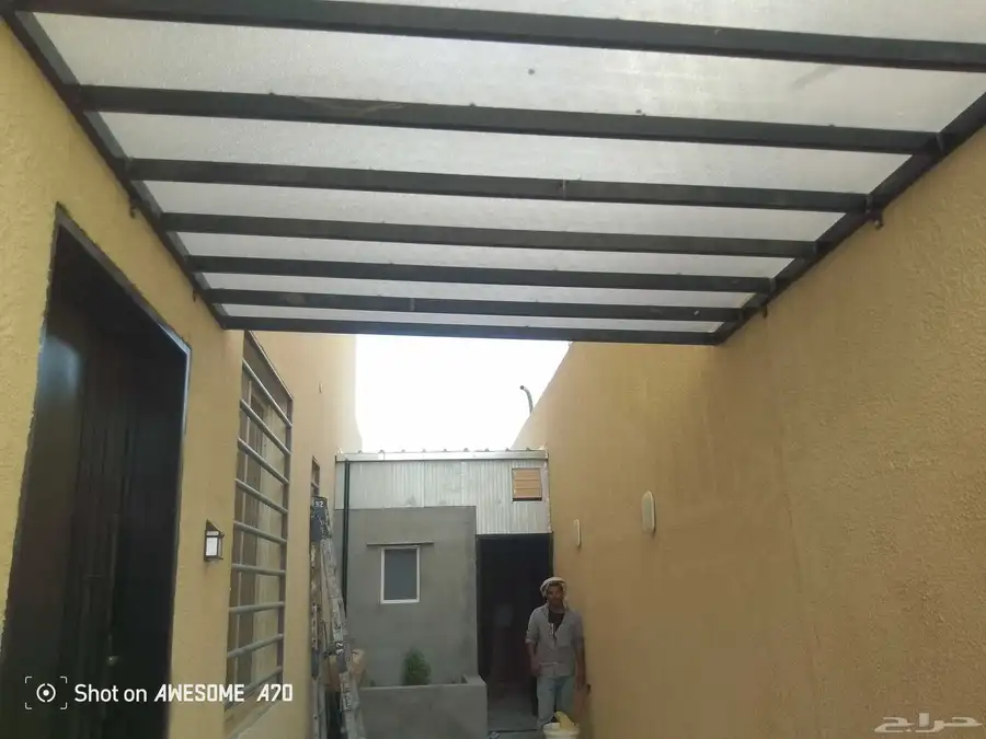 حداد مضلات سوتر برجوالت مستودع هنجر 8