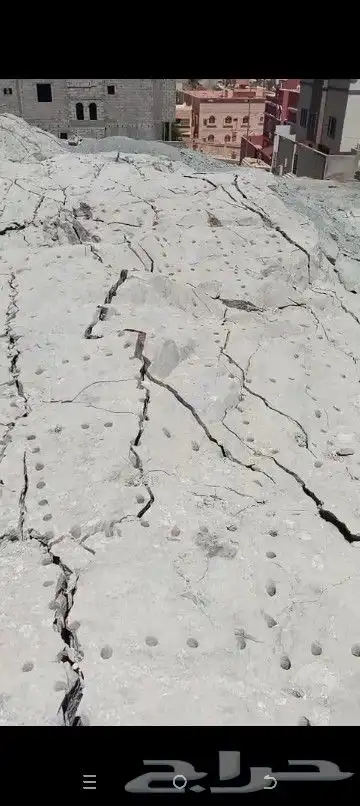 قص حجر وتكسيرهاء 4