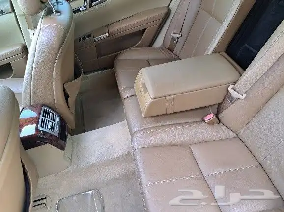 مرسيدس 2009 S350 عليها لوحة مميزة 12