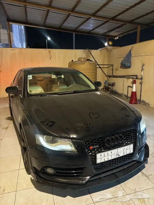 اودي A4 2