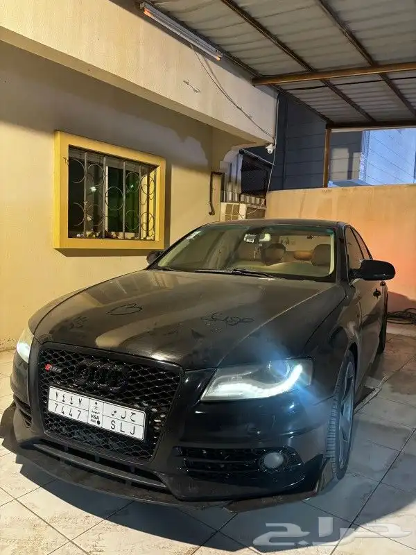 اودي A4 1