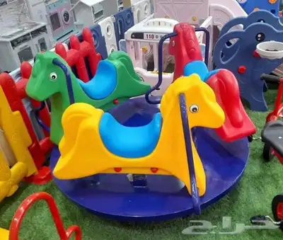 في كراسي حديد خشب كله في تفصيل جاهز كله في 8