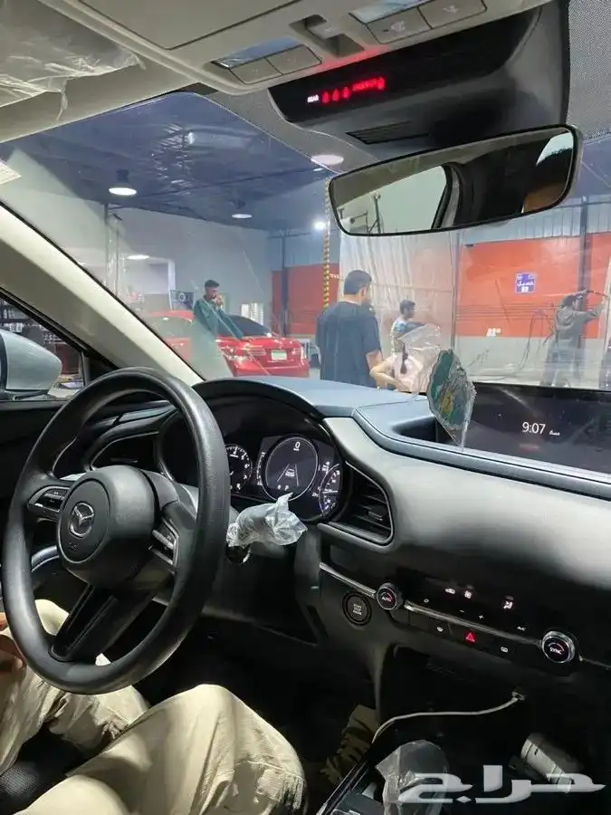 السيارة   مازدا  -  CX30  الموديل   2023 1