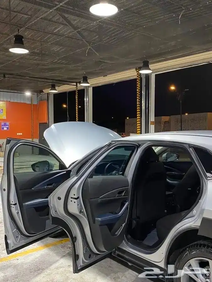 السيارة   مازدا  -  CX30  الموديل   2023 8