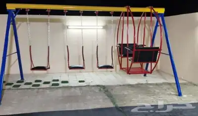 في كراسي حديد خشب كله في تفصيل جاهز كله في 9