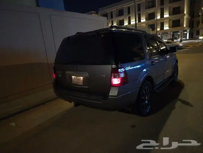 فورد اكسبيدشن 2013 9