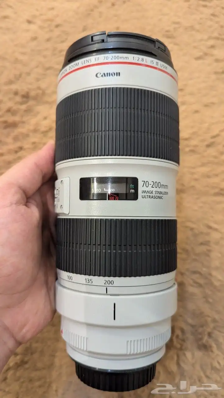 عدسة كانون 70-200 الإصدار 3 0
