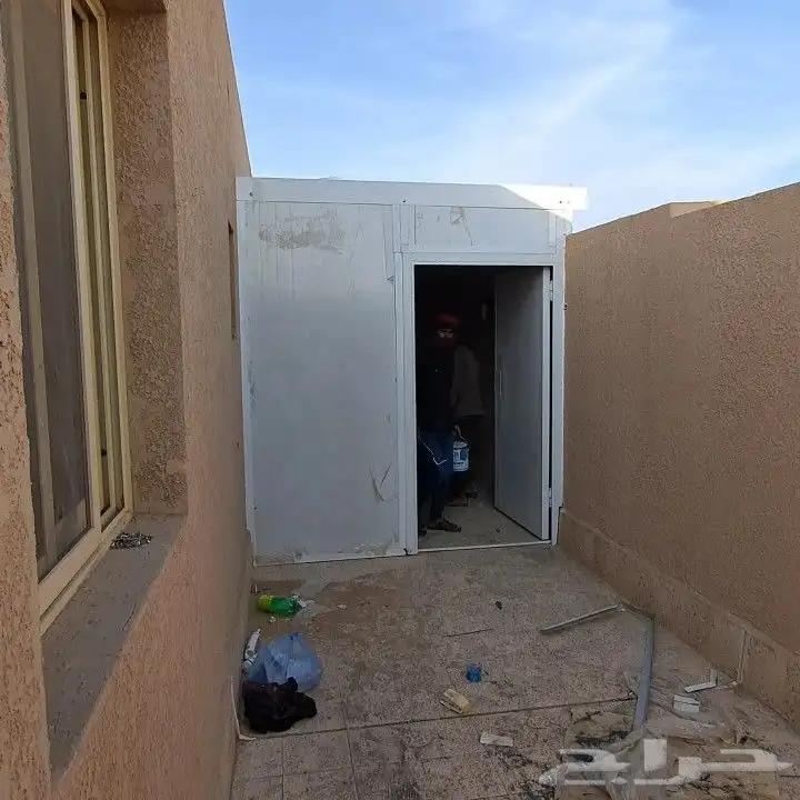 حداد مظلات سواتر شينكو لجميع اعمال الحداده سندويش بنل 2