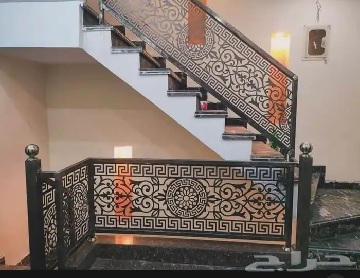 ماكينه ليزر تقطيع حديد . معادن 2