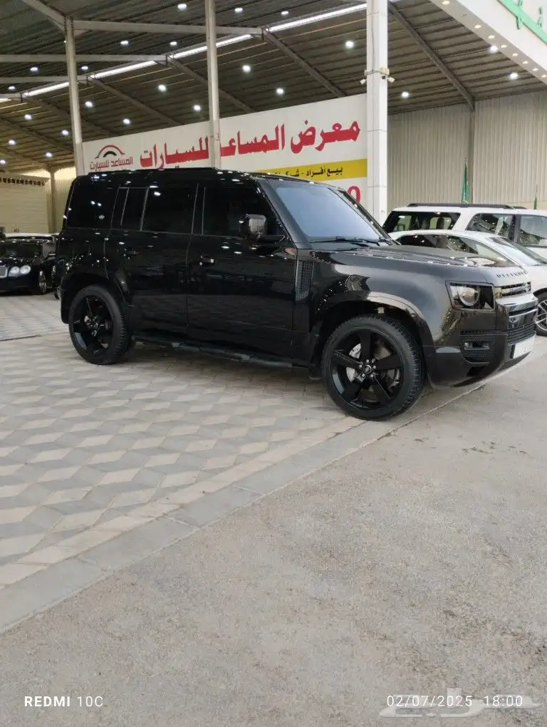DEFENDER 2020 P 400 SE 8