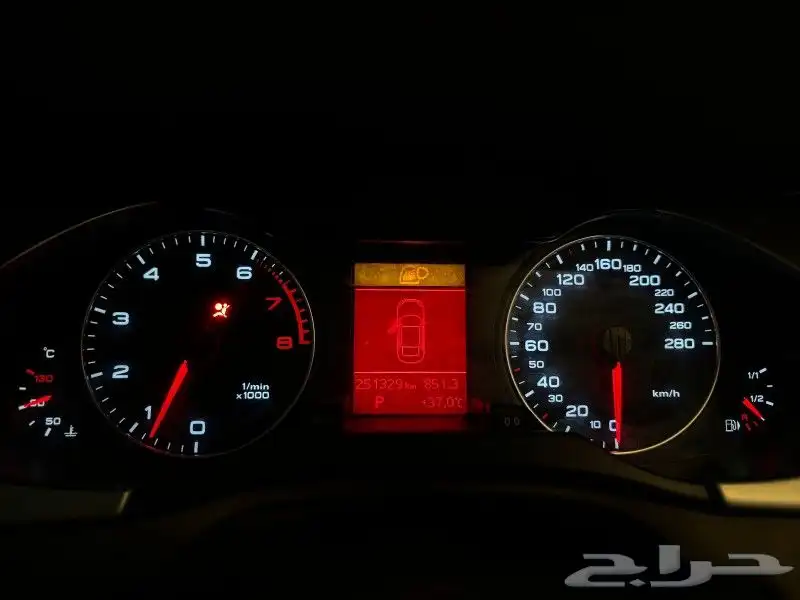 اودي A4 8