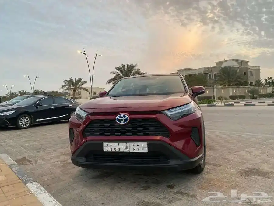 راف فور 2022 هايبرد 1