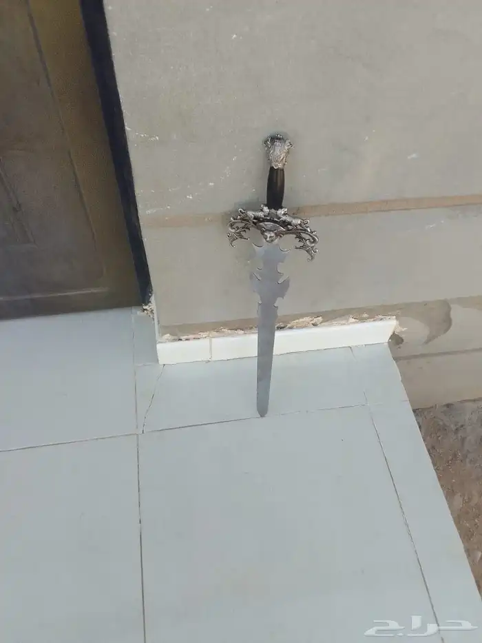 سيف للبيع اثري ونظيف 5